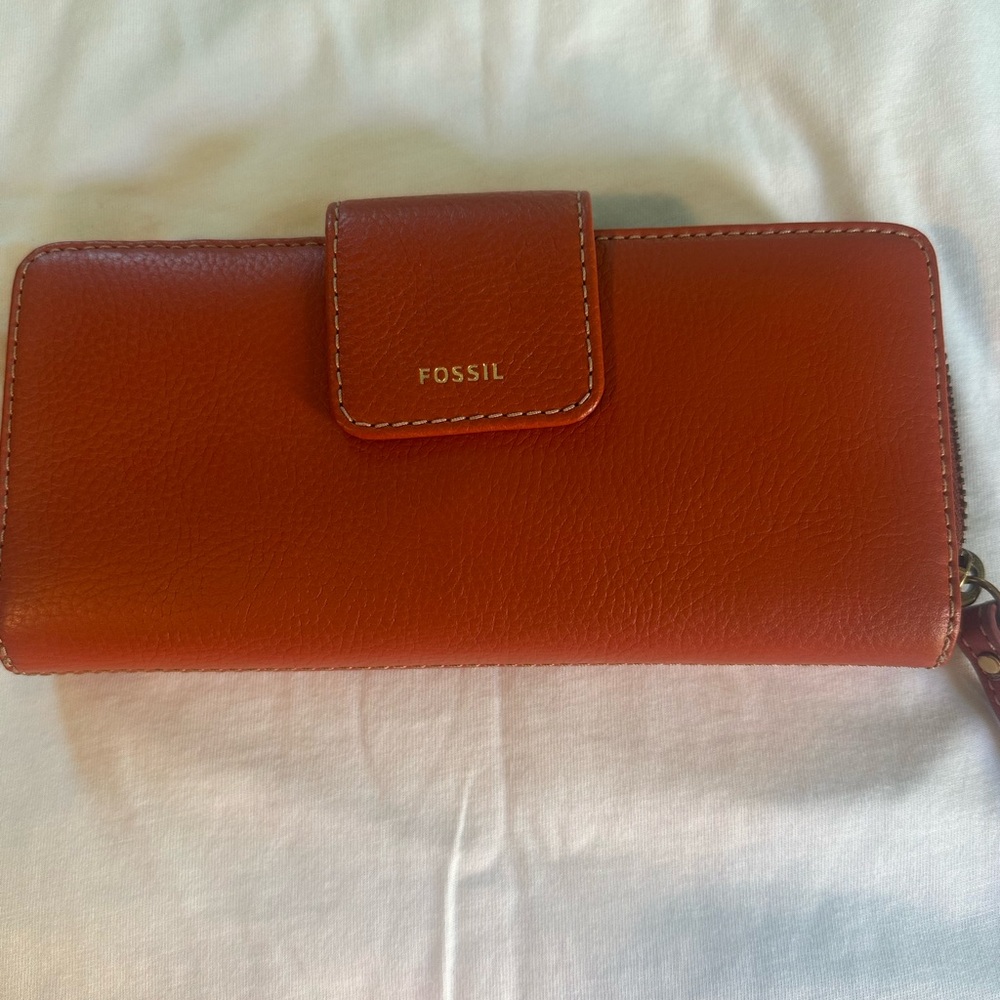 Fossil Burnt Red Clay Leather Wallet - Picture 5 of 11